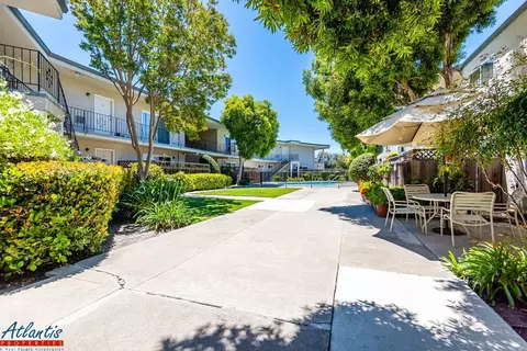 642 Blythe Ct, Sunnyvale, CA 94085 photo 9