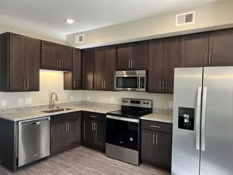 1535 Wilma Rudolph Blvd, Clarksville, TN 37040 photo 2