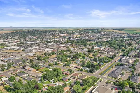 368 W 1st N, Rexburg, ID 83440 photo 25