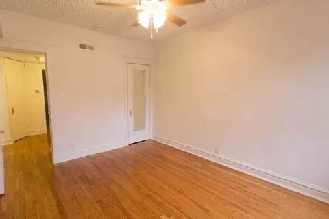 5452 S Ellis Ave, Chicago, IL 60615