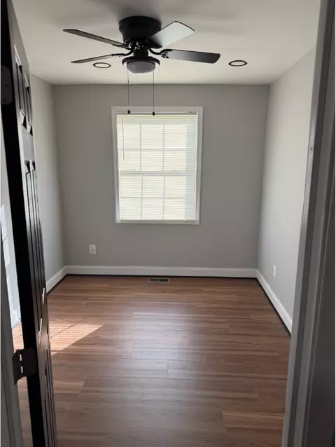 101 N Edgewood St, Baltimore, MD 21229