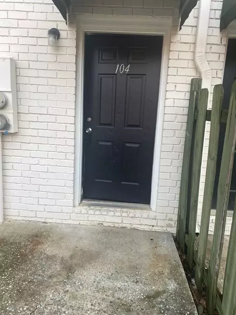 123 Saine Dr SW, Marietta, GA 30008