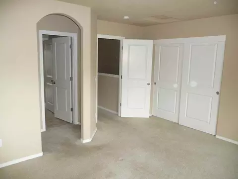 434 SW Garfield Ave, Bend, OR 97702 photo 2