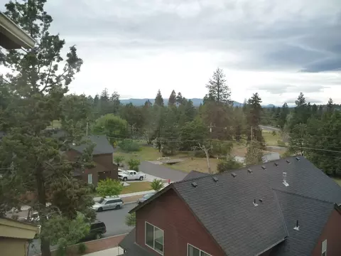434 SW Garfield Ave, Bend, OR 97702 photo 12