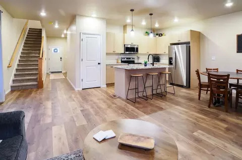 609 N Kimball Ave, Caldwell, ID 83605