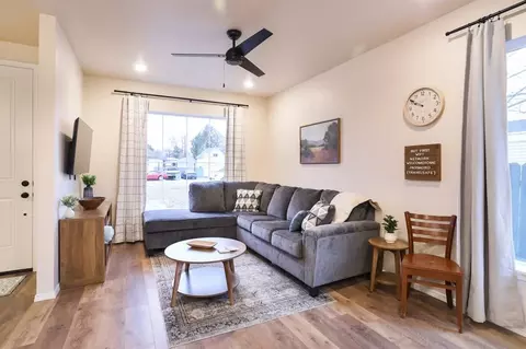 609 N Kimball Ave, Caldwell, ID 83605