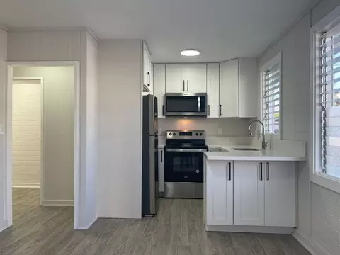2620 Date St, Honolulu, HI 96826