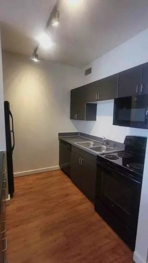 9783 Pyramid Ct, Englewood, CO 80112
