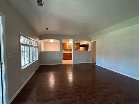 5909 Country Ln, Citrus Heights, CA 95621