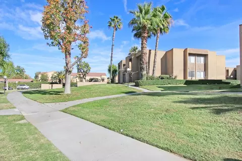 1066 N Orange St, Riverside, CA 92501