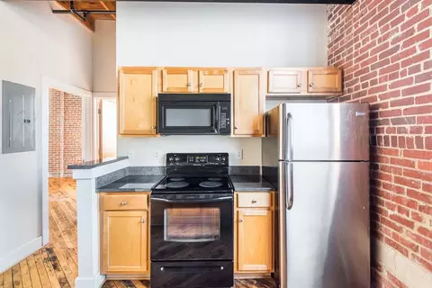 1201 W Clay St, Richmond, VA 23220