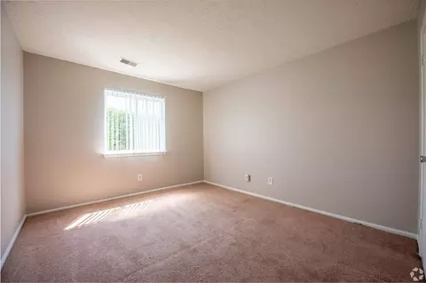 8444 Rothbury Dr, Indianapolis, IN 46260 photo 13