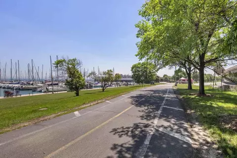 175 N Harbor Dr, Chicago, IL 60601 photo 29