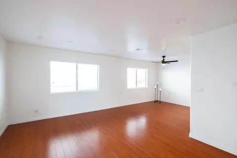 423 N Oxford Ave, Los Angeles, CA 90004