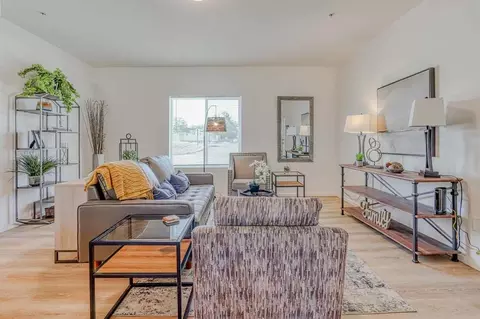 2652 W 15th Ave, Kennewick, WA 99337