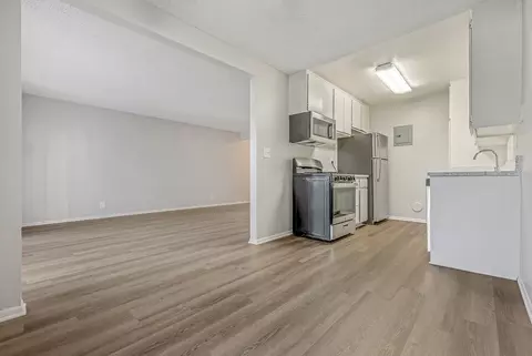 12901 Dale St, Garden Grove, CA 92841 photo 16