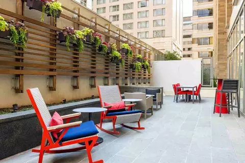 1255 25th St NW, Washington, DC 20037 photo 32