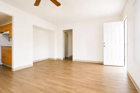 12430 NE Glisan St, Portland, OR 97230