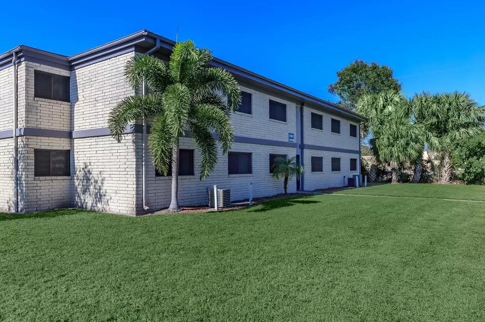  6522 54th Ave N, Saint Petersburg, FL 33709 photo 7