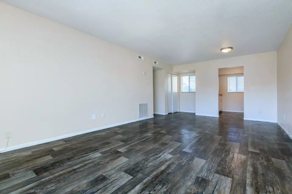  6522 54th Ave N, Saint Petersburg, FL 33709 photo 4