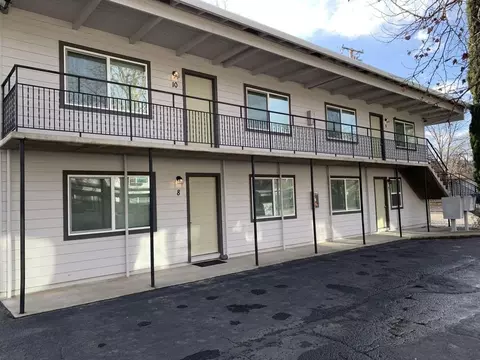2705 Akard Ave, Redding, CA 96001