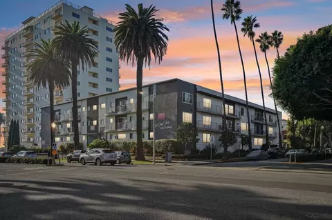123 California Ave, Santa Monica, CA 90403