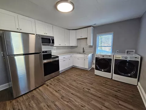 3235 Flanders Ave, Norfolk, VA 23509 photo 5