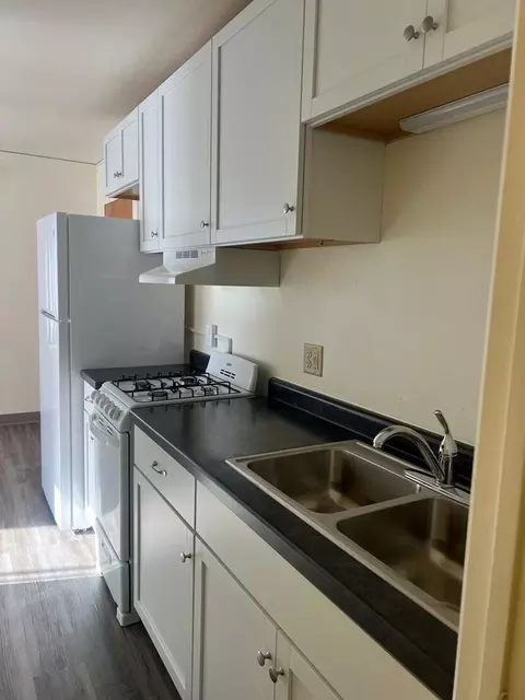 326 7th St S, La Crosse, WI 54601