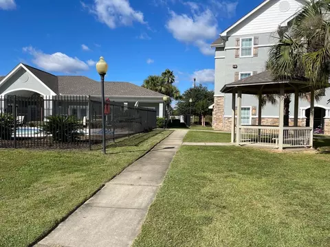 8100 Seaman Rd, Ocean Springs, MS 39565 photo 3