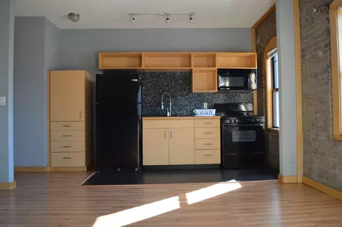 615 E 16th St, Minneapolis, MN 55404 photo 2
