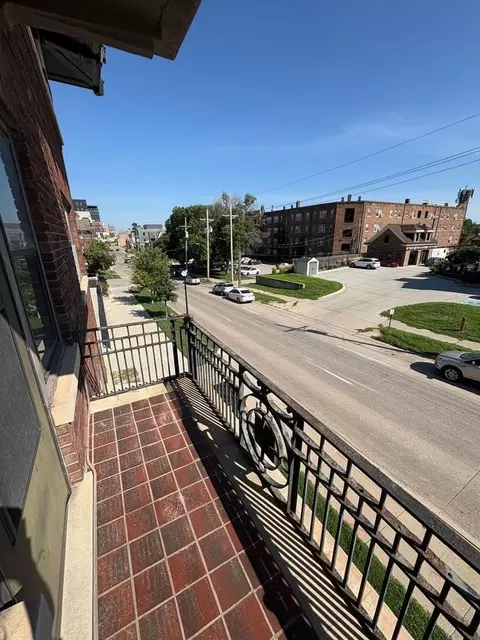 3870 Harney St, Omaha, NE 68131