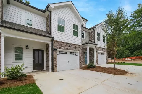 15 Sprayberry Rd, Newnan, GA 30263