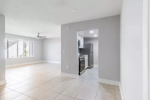8024 Hidden River Dr, Tampa, FL 33617 photo 120