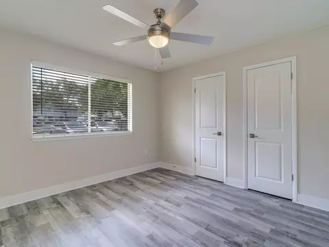8024 Hidden River Dr, Tampa, FL 33617 photo 70