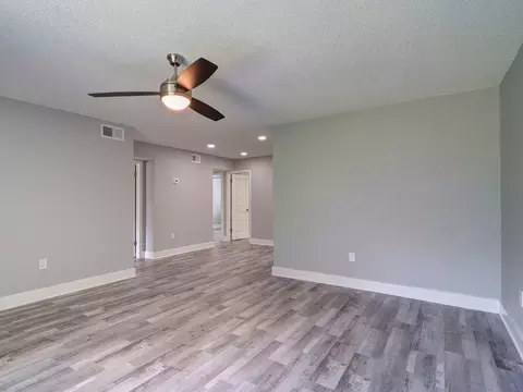 8024 Hidden River Dr, Tampa, FL 33617 photo 33