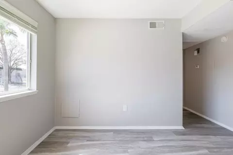 8024 Hidden River Dr, Tampa, FL 33617 photo 94