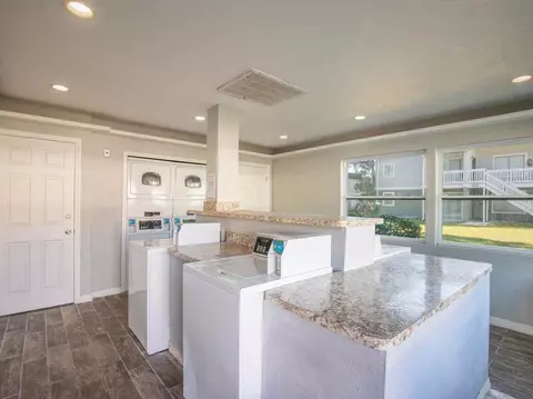 8024 Hidden River Dr, Tampa, FL 33617 photo 61