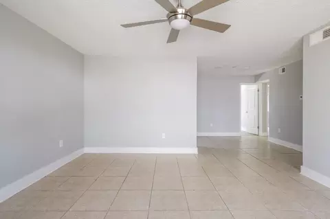 8024 Hidden River Dr, Tampa, FL 33617 photo 113