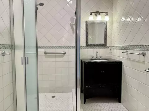 8250 Norton Ave, West Hollywood, CA 90046 photo 3
