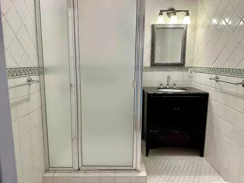 8250 Norton Ave, West Hollywood, CA 90046 photo 2