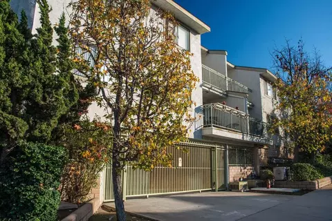 404 E Birch St, Brea, CA 92821