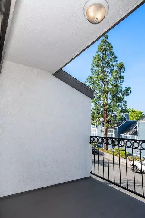 404 E Birch St, Brea, CA 92821 photo 6