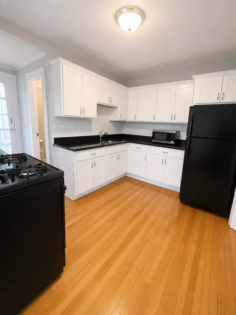 19 S State St, Concord, NH 03301