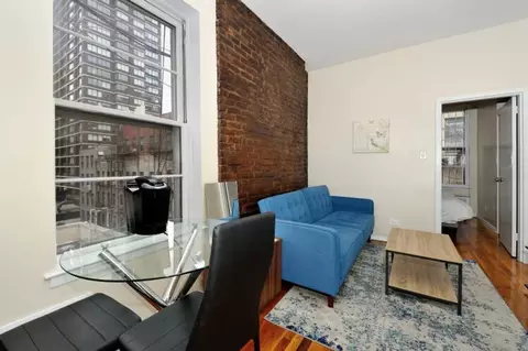200 E 11th St, New York, NY 10003
