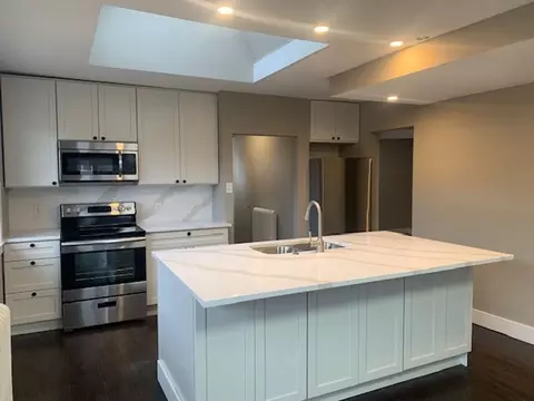 1769 Grand Ave, Saint Paul, MN 55105