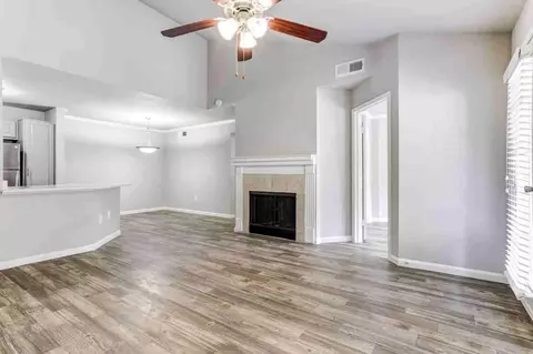 9701 Meyer Forest Dr, Houston, TX 77096 photo 19