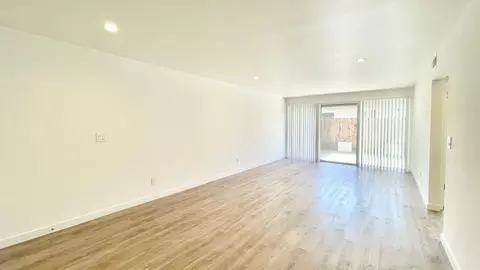914 Mountain View Ave, Mountain View, CA 94040