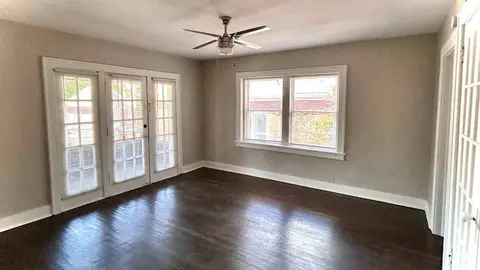 522 Gladstone Blvd, Kansas City, MO 64124