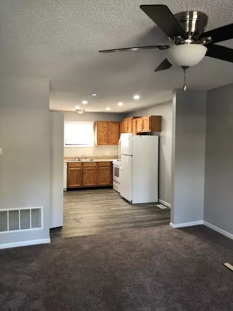 6911 Brint Rd, Sylvania, OH 43560