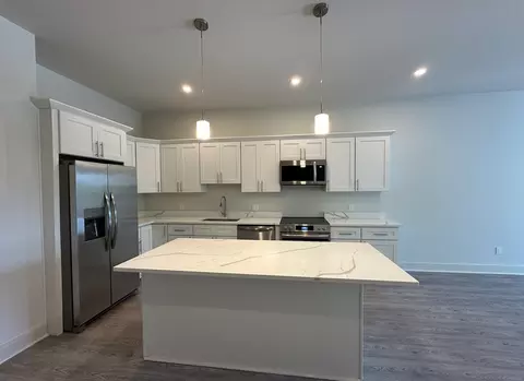 473 Washington St, Providence, RI 02903